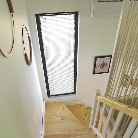 度假居 Jemiola Niedzwiady Male