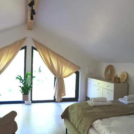 Jemiola Niedzwiady Male 度假居 Ślesin