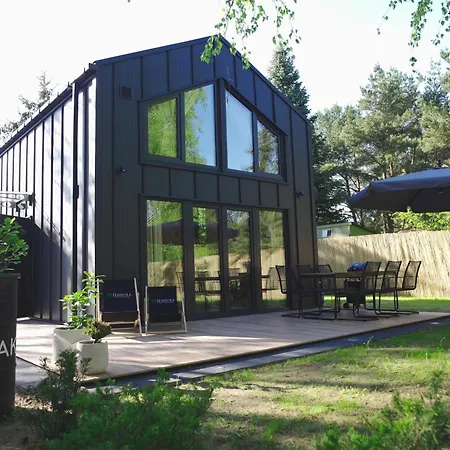 度假居 Jemiola Niedzwiady Male