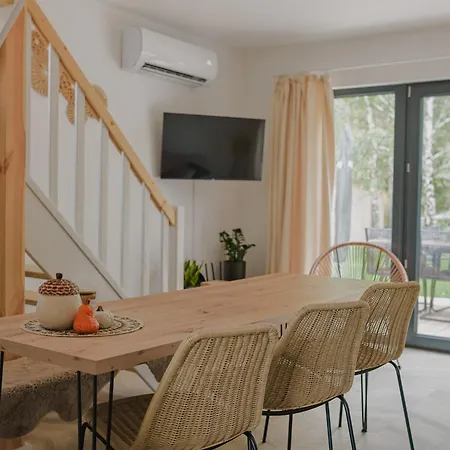 Jemiola Niedzwiady Male Holiday home *