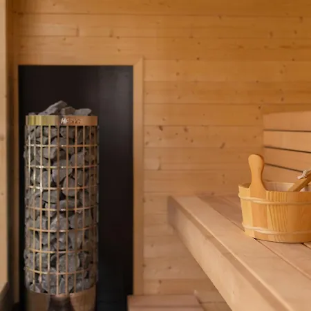 Jemiola Niedzwiady Male Holiday home *