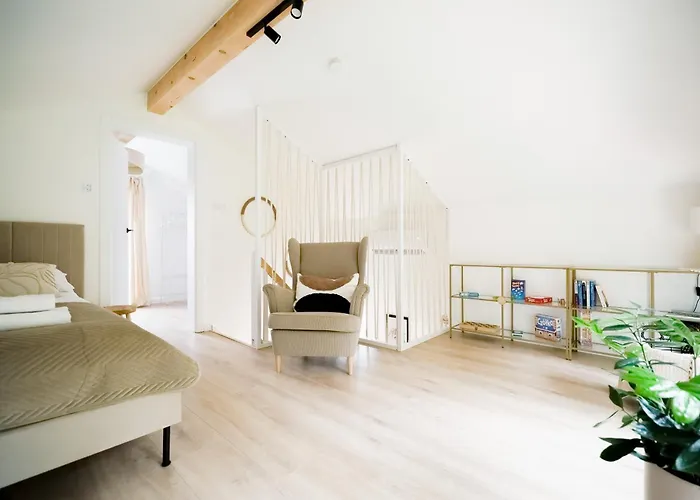 Jemiola Niedzwiady Male Slesin (Greater Poland)